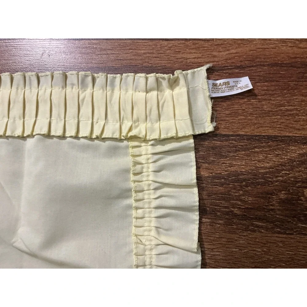 Pair Of SEARS Country Farmhouse Light Yellow Ruffled Cafe Curtain Panels 41 X 23